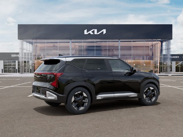 New 2027 Kia Seltos S FWD image 6