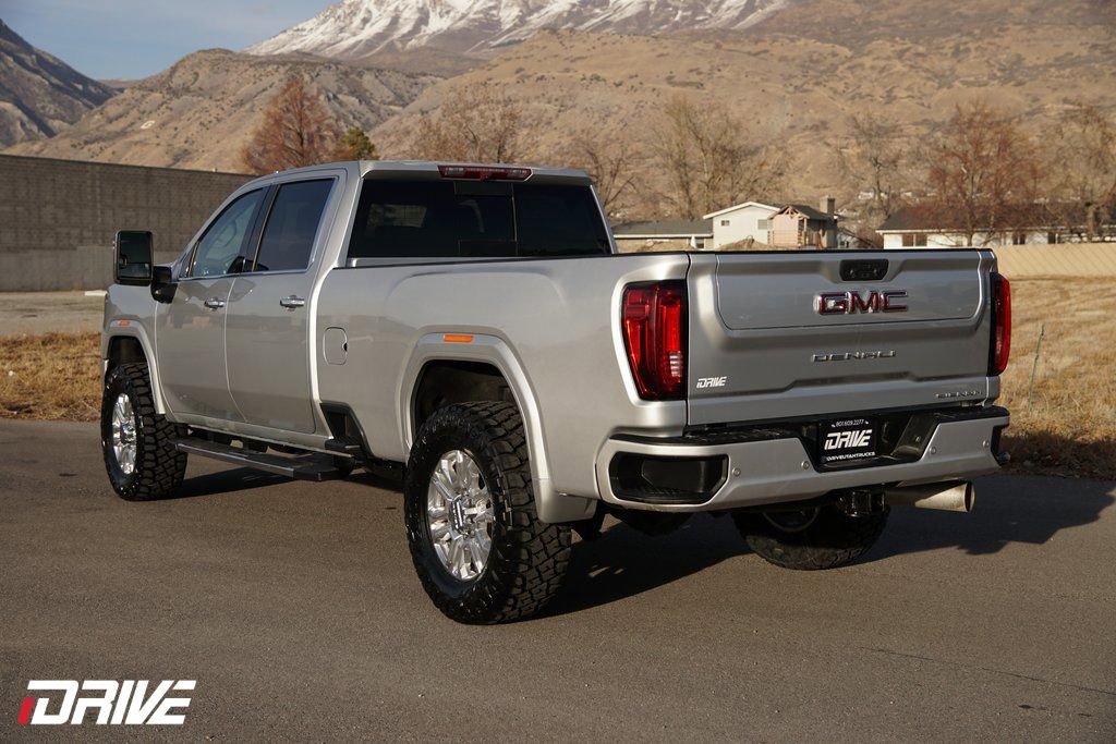 Used 2022 GMC Sierra 3500 Denali image 8