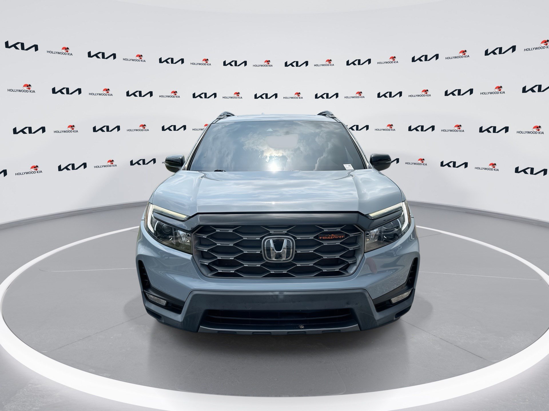Used 2023 Honda Passport TrailSport image 3