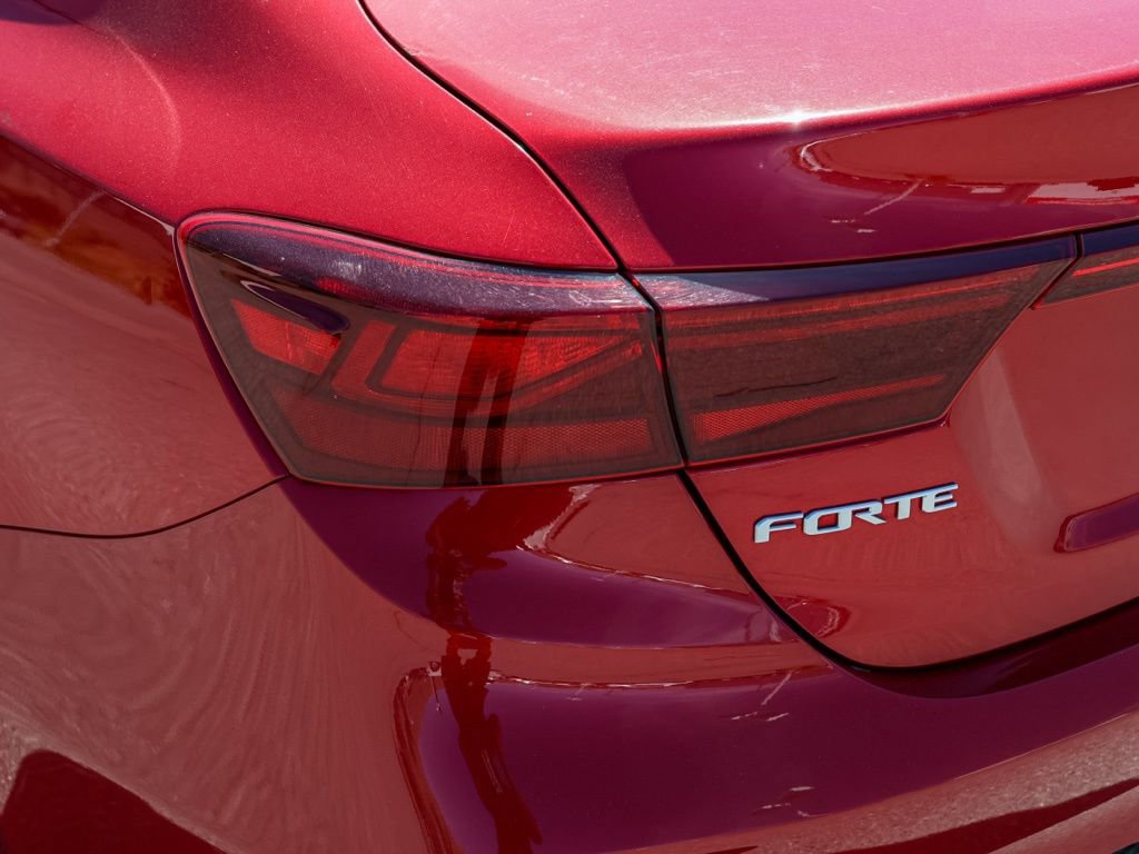 Used 2024 Kia Forte LXS image 7