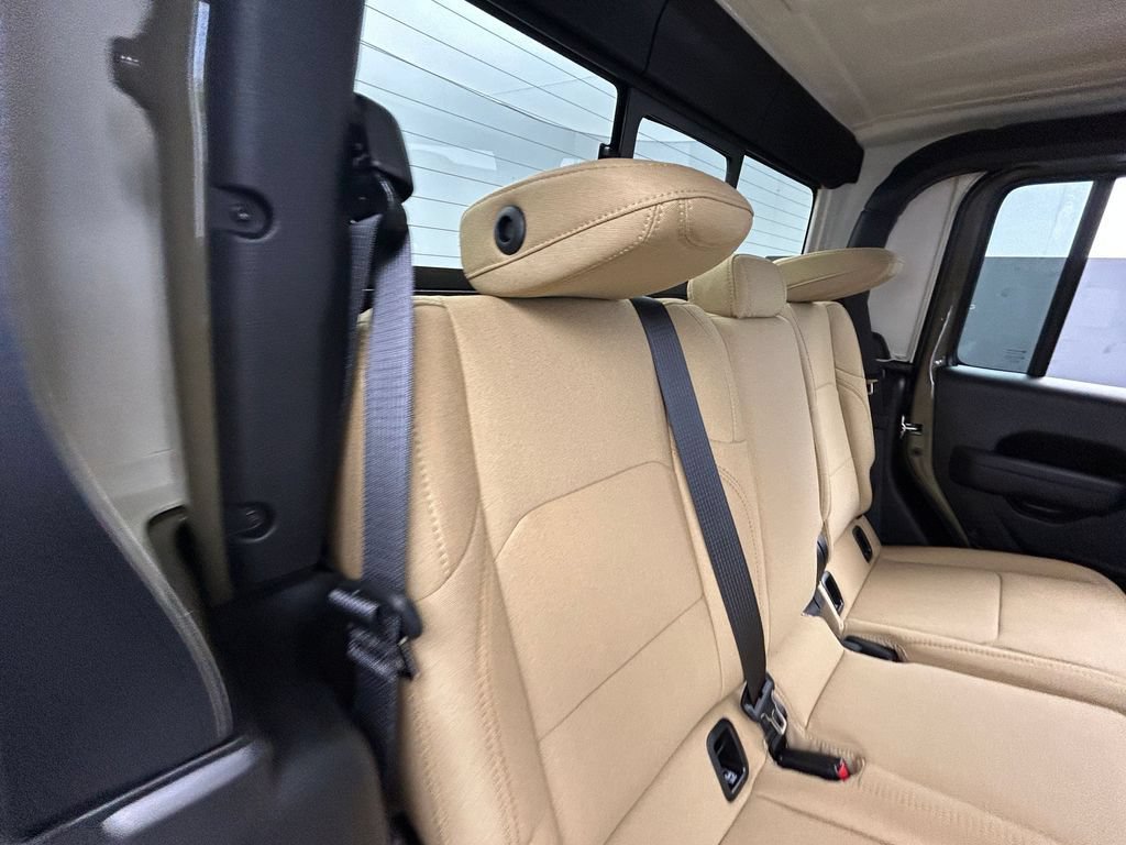 New 2026 Jeep Gladiator Willys AWD/4WD image 24