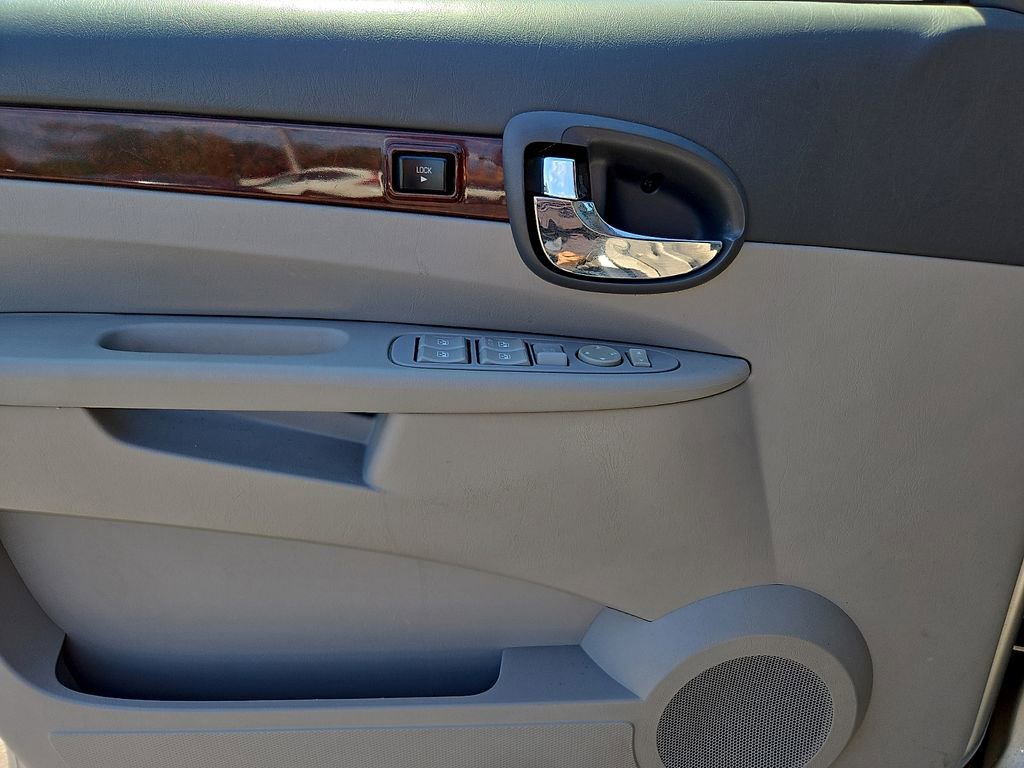 Used 2007 Buick Rendezvous CX w/ CX Luxury Package FWD image 19