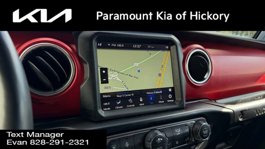 Used 2022 Jeep Wrangler Unlimited Rubicon w/ Cold Weather Group image 10