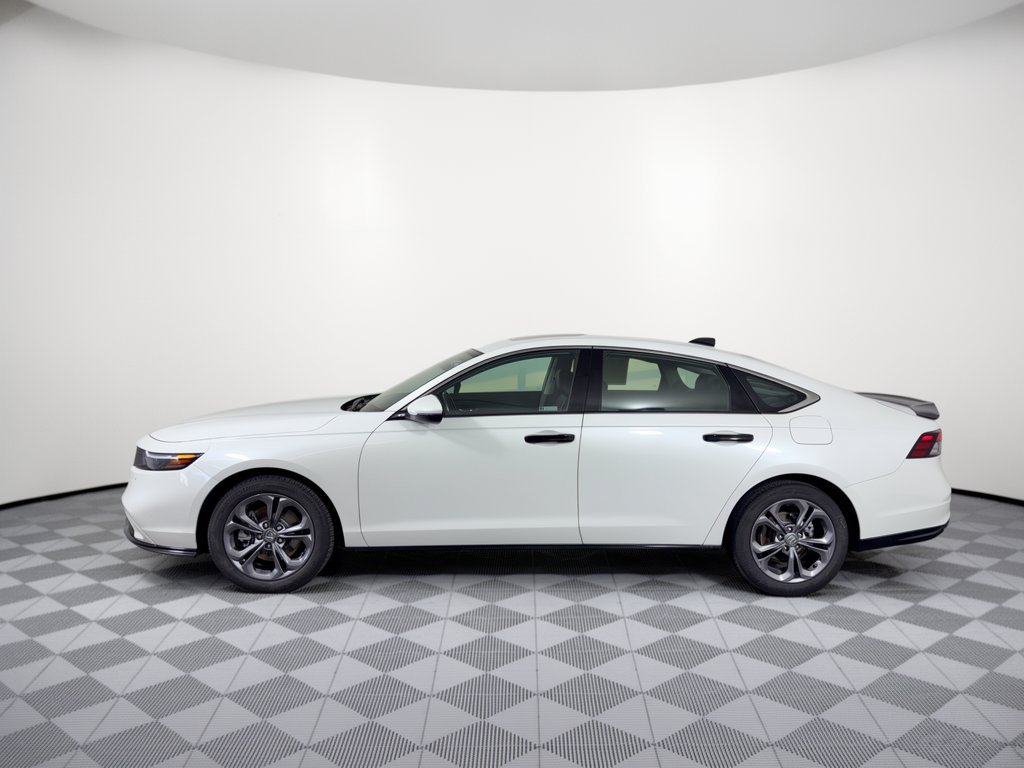 Used 2024 Honda Accord EX-L image 2