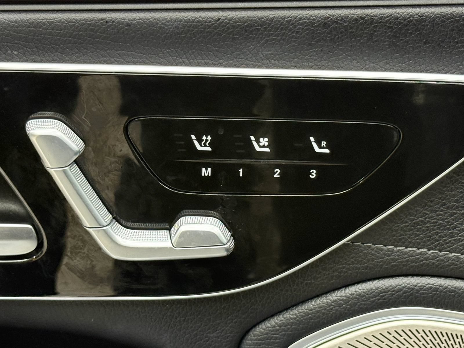 Used 2023 Mercedes-Benz EQS 450+ Sedan image 26