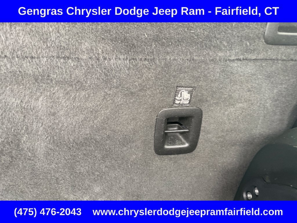 Certified 2023 Jeep Wrangler Unlimited w/ Sun & Screen Package AWD/4WD image 35