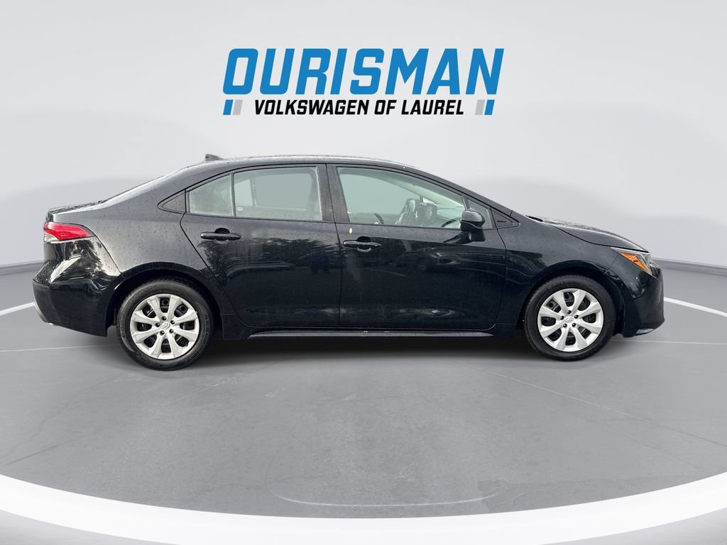 Used 2024 Toyota Corolla LE FWD image 9
