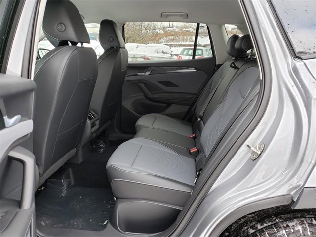 New 2026 Volkswagen Tiguan SE image 7