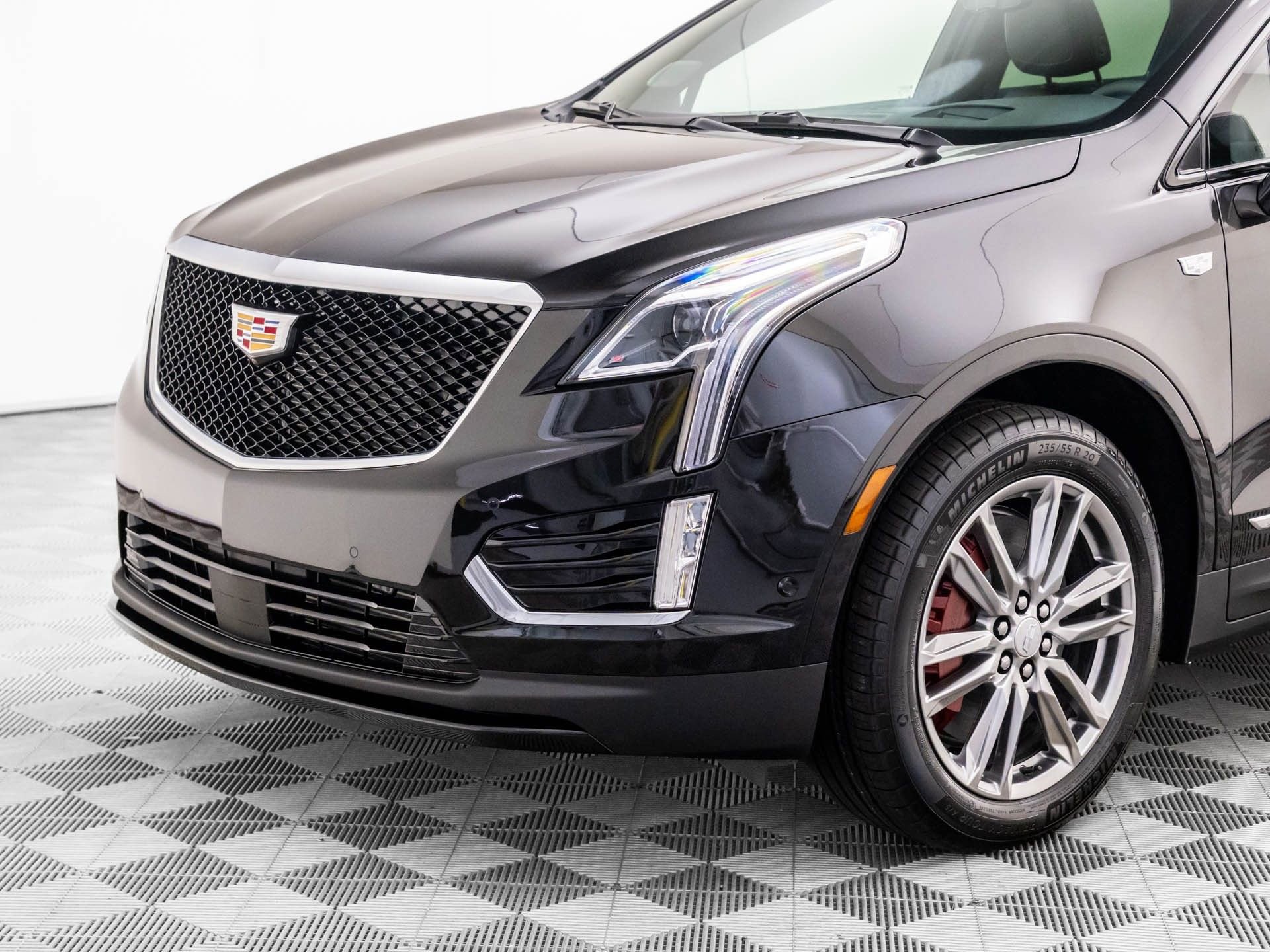 New 2026 Cadillac XT5 Sportv w/ LPO, Floor Liner Package image 35