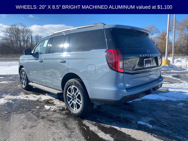 New 2026 Ford Expedition Active image 5