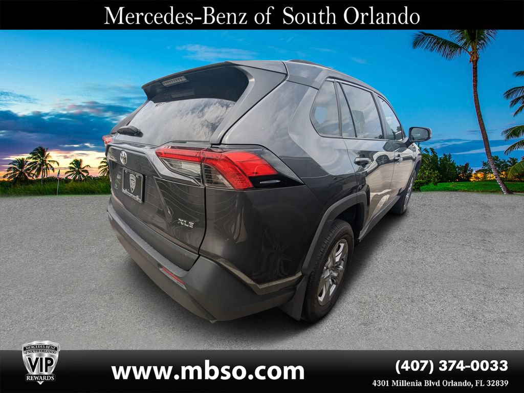 Used 2025 Toyota RAV4 XLE FWD image 13