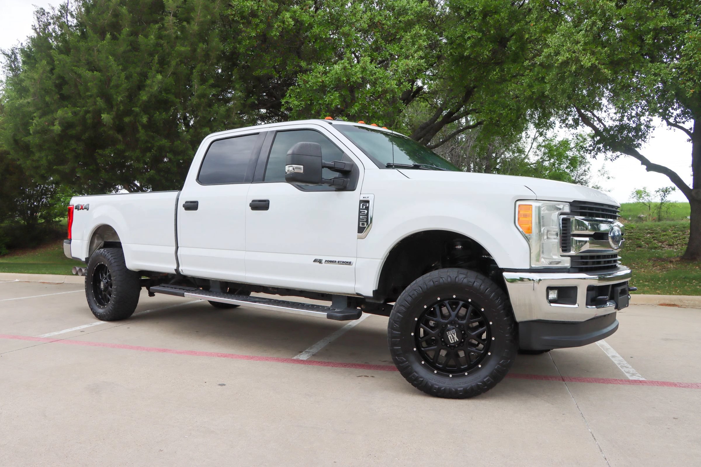 Used 2017 Ford F350 XLT w/ XLT Value Package AWD/4WD image 1