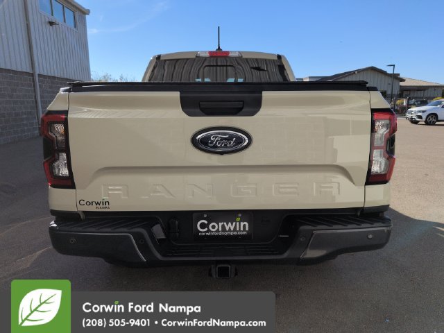 Used 2025 Ford Ranger Lariat w/ FX4 Off-Road Package AWD/4WD image 4