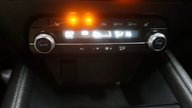 Used 2019 MAZDA CX-5 Touring image 19