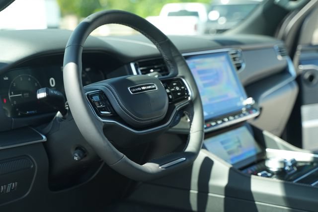 New 2026 Jeep Grand Wagoneer Summit AWD/4WD image 31