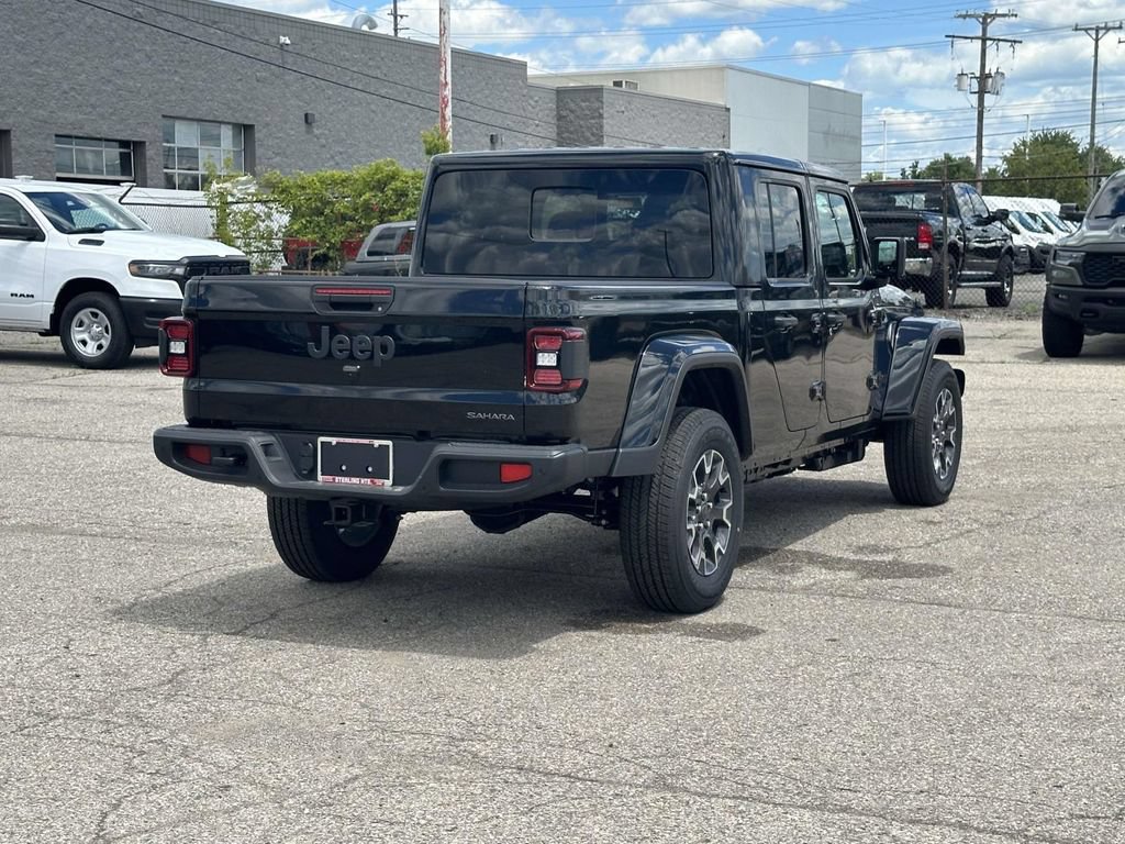 New 2026 Jeep Gladiator Sport AWD/4WD image 3