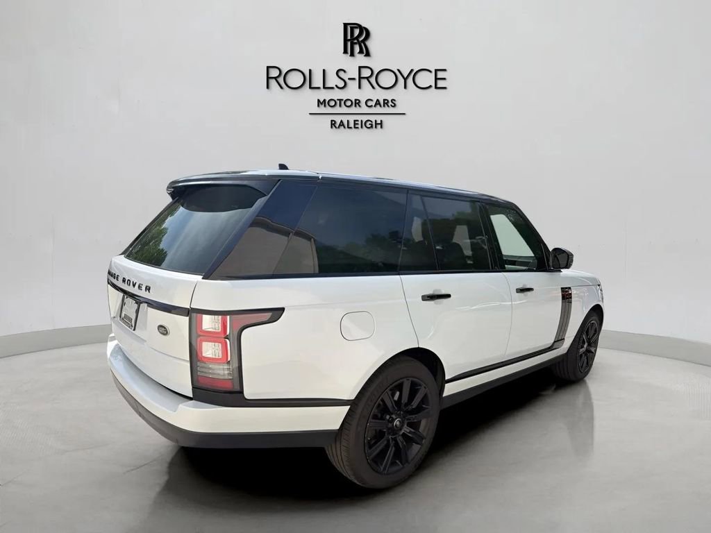 Used 2016 Land Rover Range Rover HSE image 5