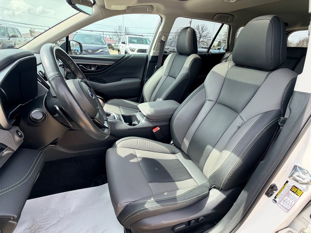 Used 2024 Subaru Outback Onyx Edition image 8