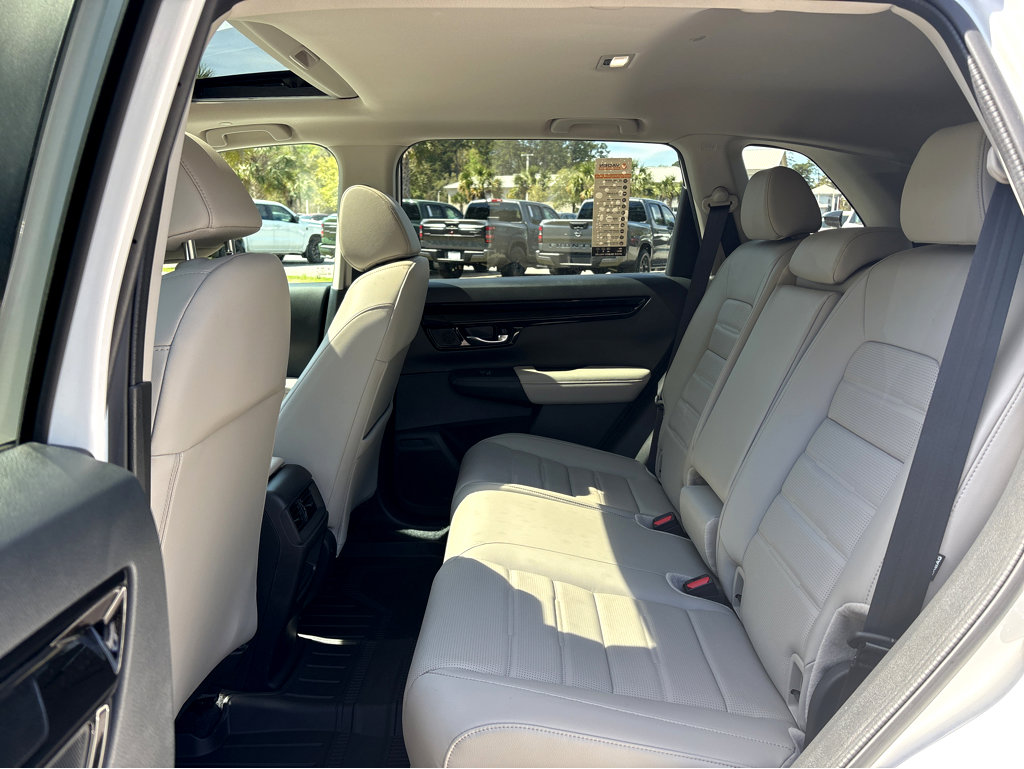 Used 2025 Honda CR-V EX-L image 16