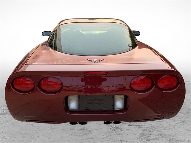 Used 2003 Chevrolet Corvette Coupe w/ Preferred Equipment Group RWD image 3