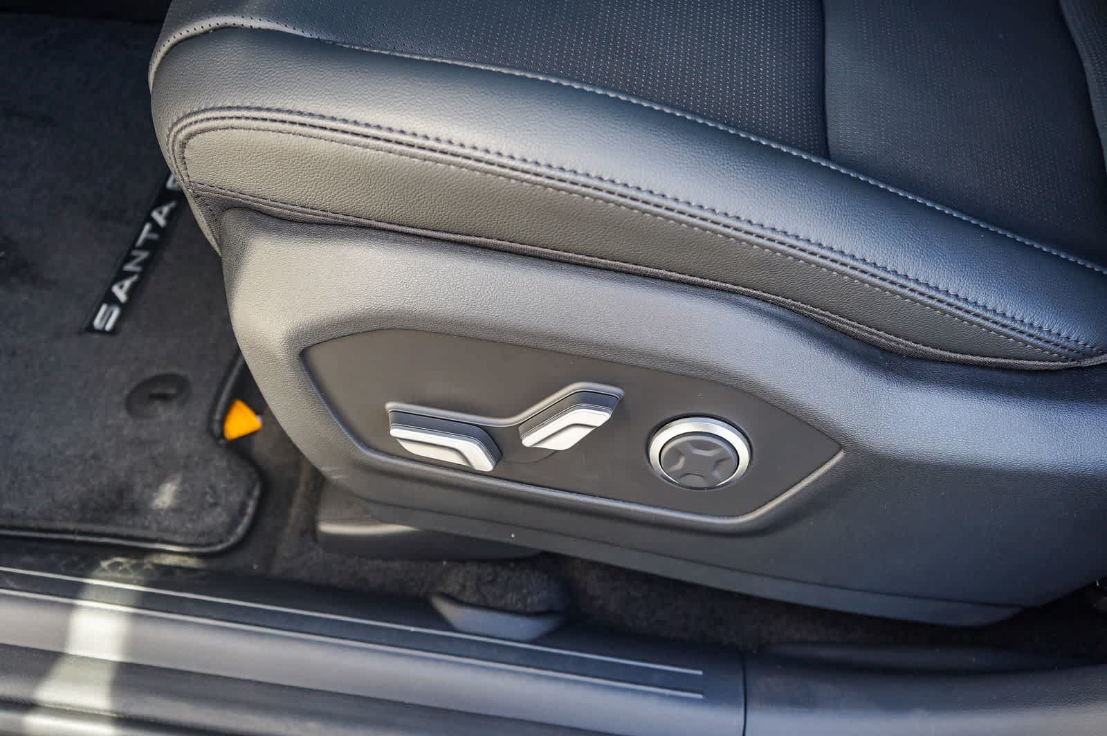 New 2026 Hyundai Santa Fe Limited AWD/4WD image 32