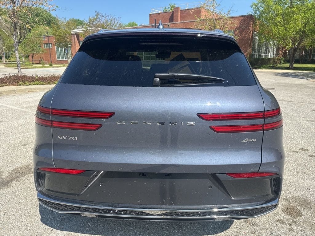 New 2026 Genesis GV70 2.5T Advanced AWD/4WD image 9