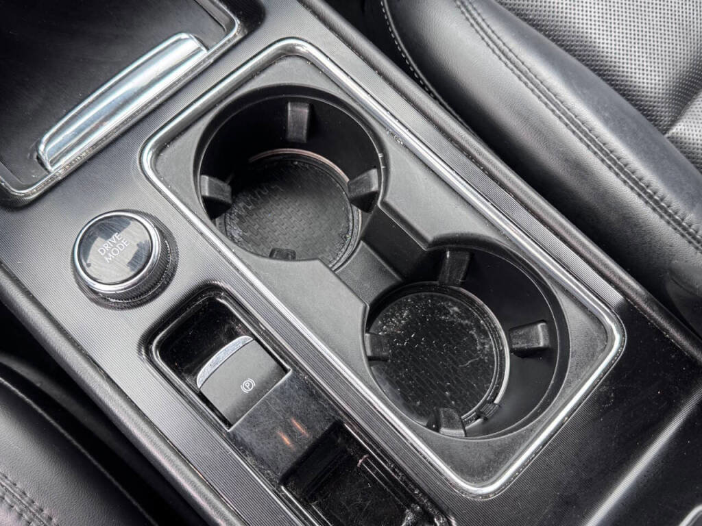 Used 2020 Lincoln Corsair AWD w/ Premium Package image 15