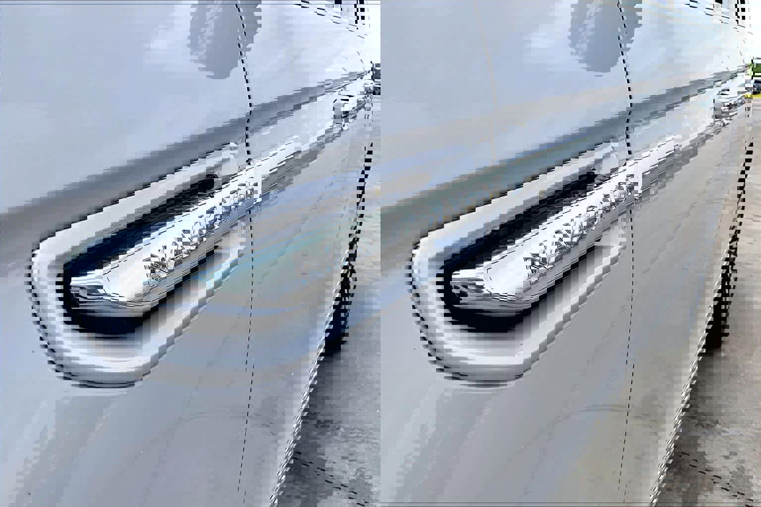 Used 2019 Lincoln Navigator Reserve w/ Cargo Package image 28