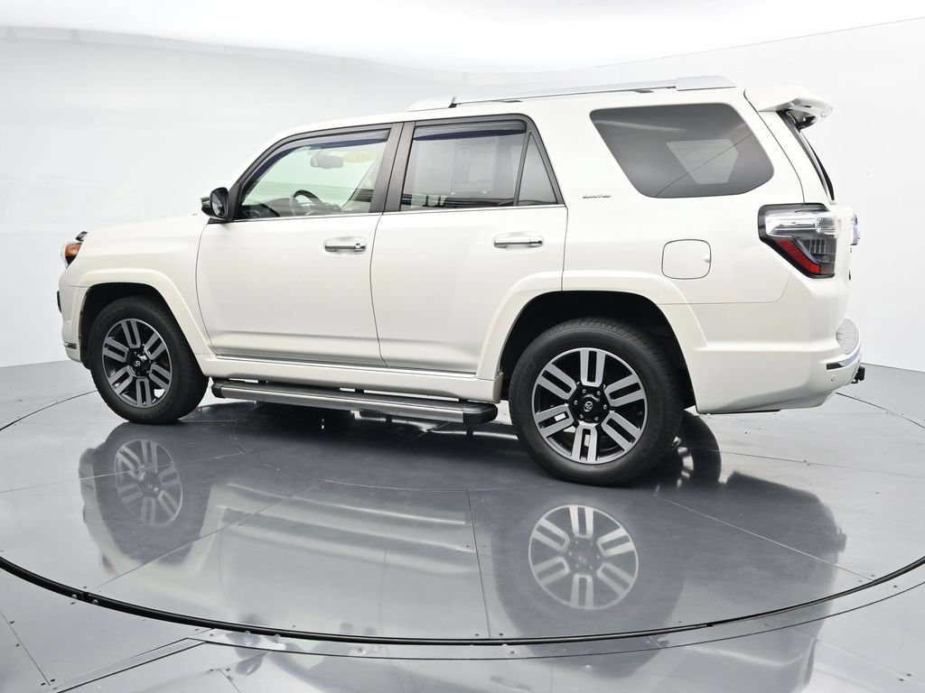Used 2017 Toyota 4Runner Limited AWD/4WD image 5