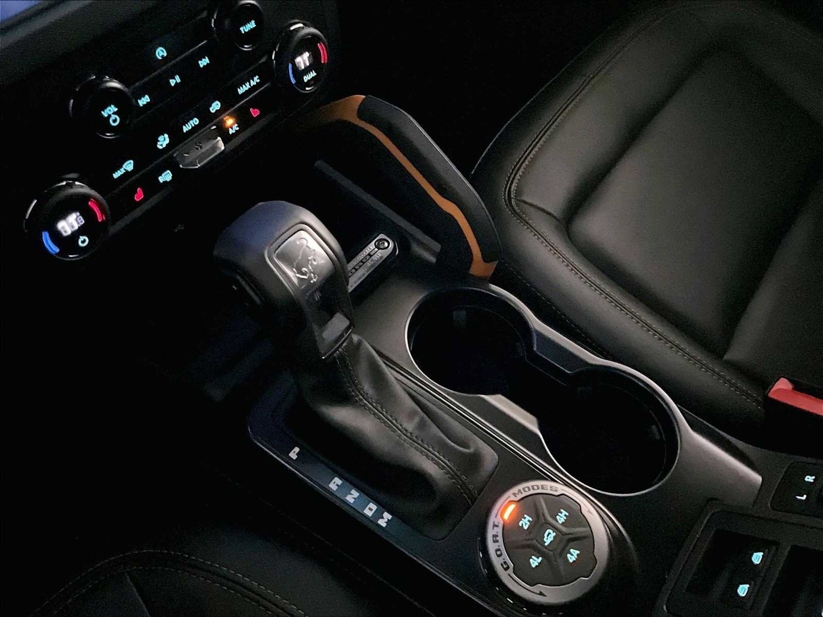 Used 2024 Ford Bronco Badlands image 20