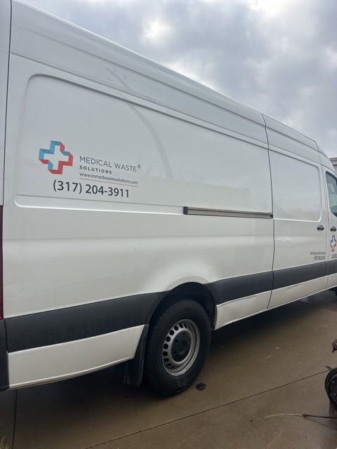 Used 2021 Freightliner Sprinter 2500 image 16