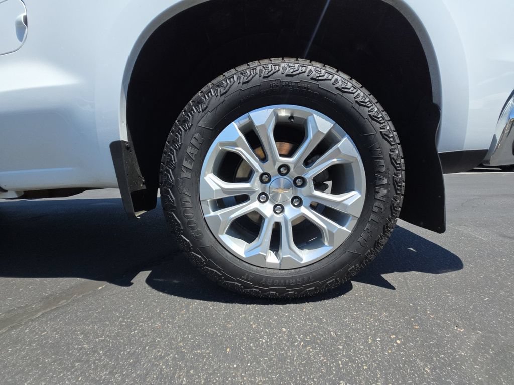 Certified 2023 Chevrolet Silverado 1500 LTZ w/ LTZ Premium Package AWD/4WD image 26