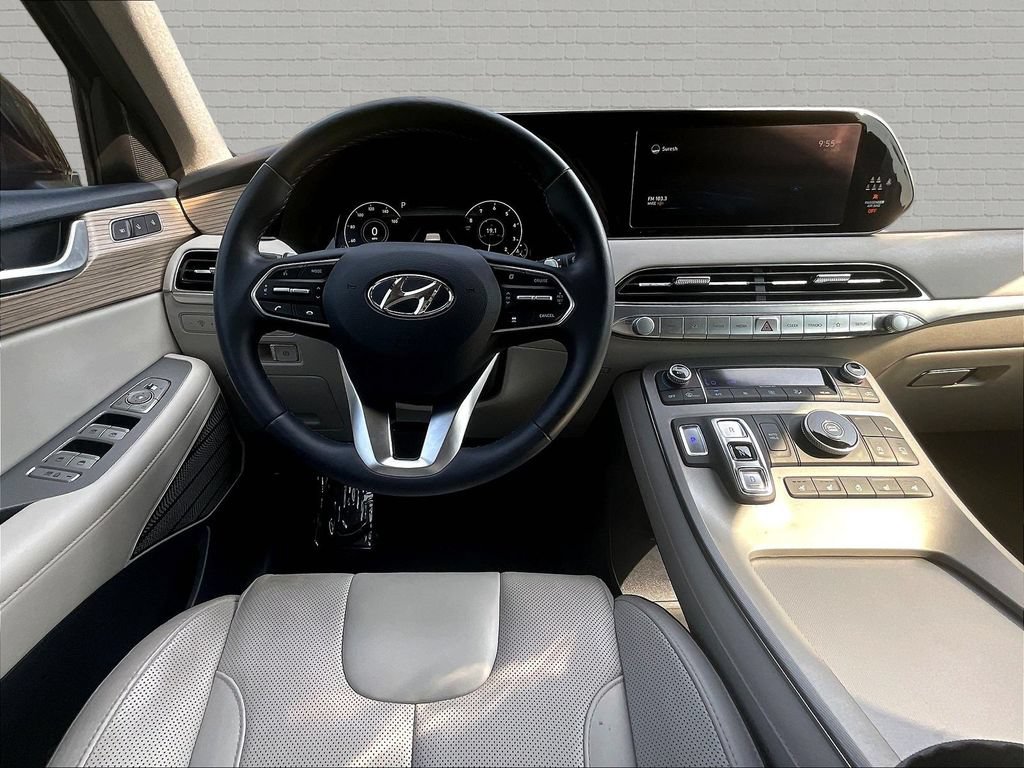 Used 2022 Hyundai Palisade Limited FWD image 7