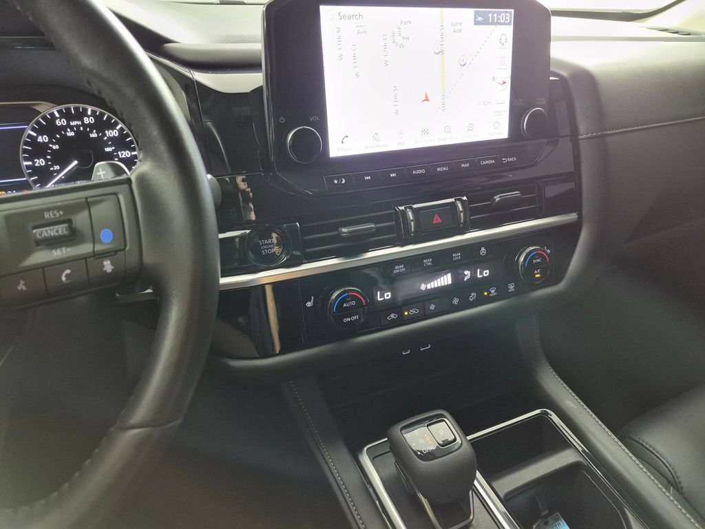 Used 2025 Nissan Pathfinder SL FWD image 18