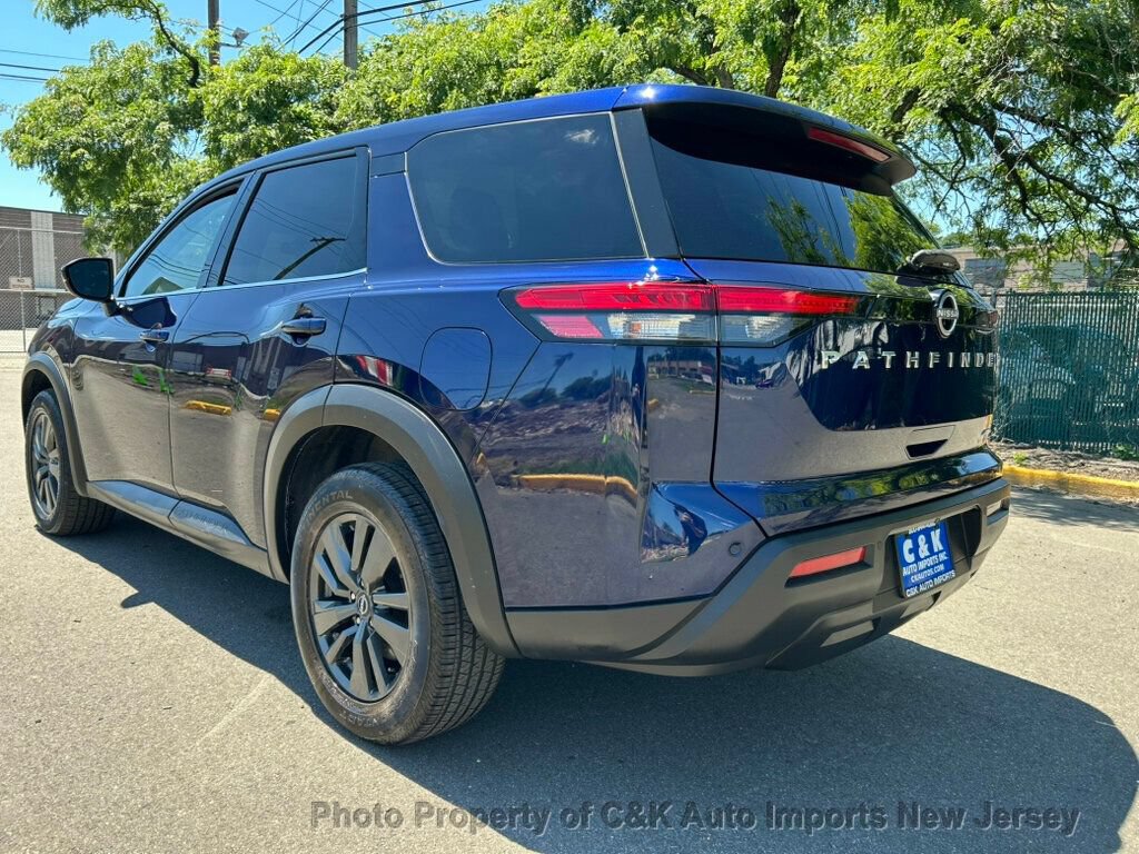 Used 2022 Nissan Pathfinder S AWD/4WD image 15