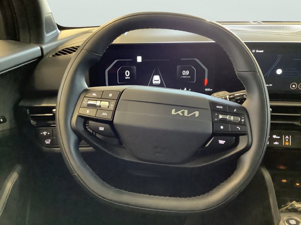 Certified 2026 Kia Sportage X-Line w/ X-Line Technology Package AWD/4WD image 8