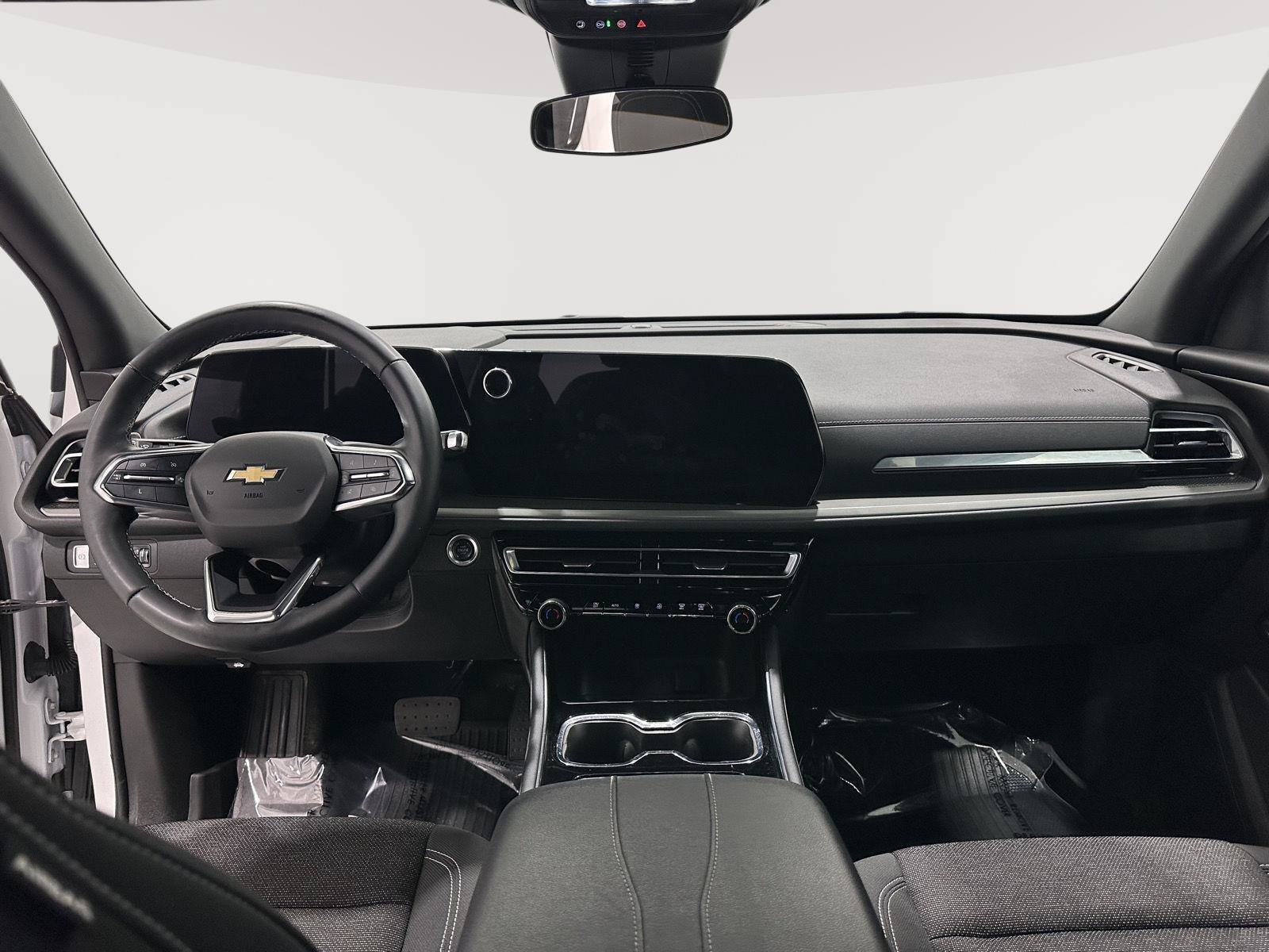Used 2024 Chevrolet Traverse LT w/ LPO, Floor Liner Package AWD/4WD image 18