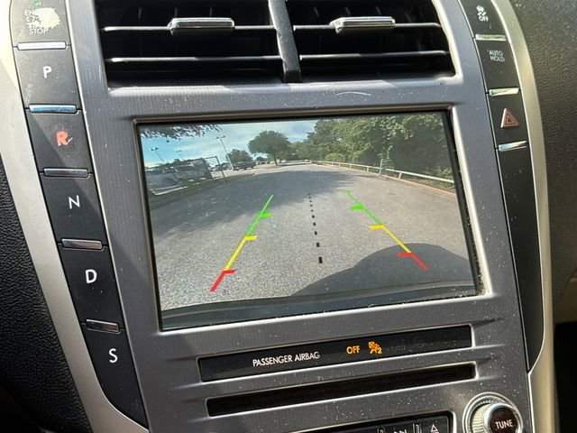 Used 2018 Lincoln MKZ Reserve w/ Climate Package FWD image 24