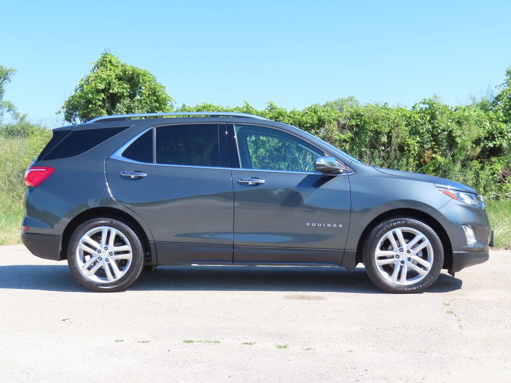 Used 2019 Chevrolet Equinox Premier FWD image 2