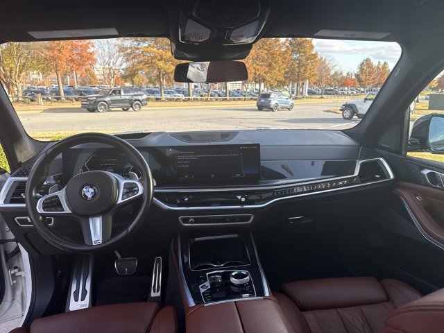 Certified 2023 BMW X7 xDrive40i w/ M Sport Package image 17