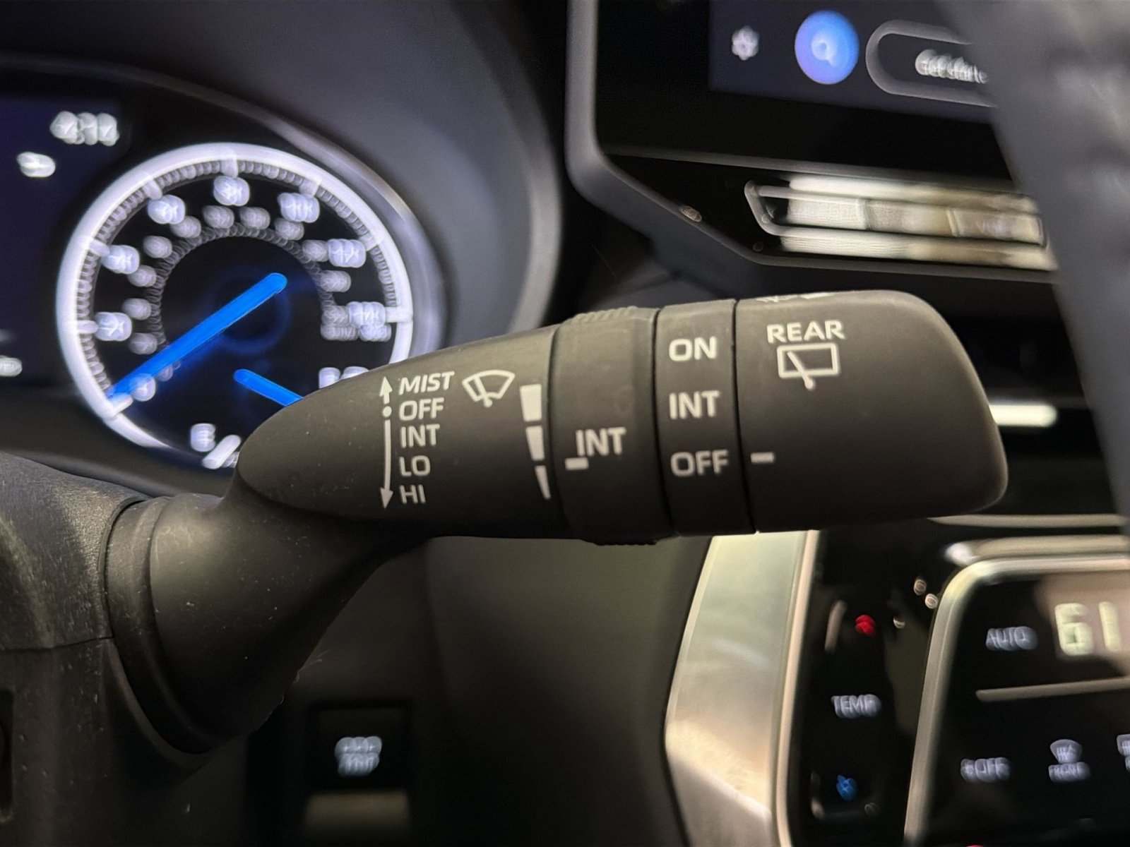 Used 2023 Toyota Venza Nightshade AWD/4WD image 34