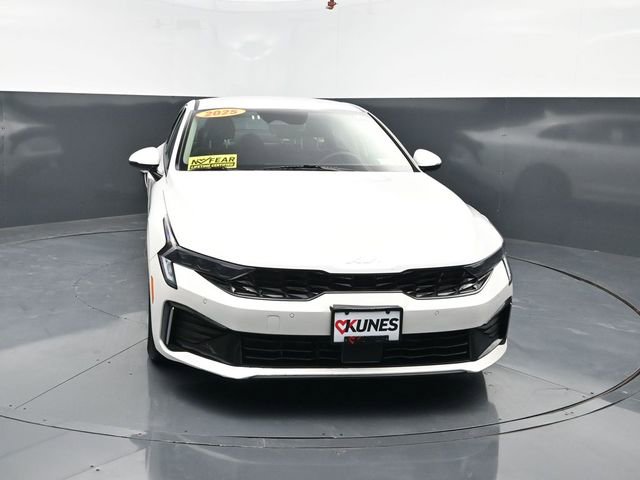 Used 2025 Kia K5 LXS FWD image 2