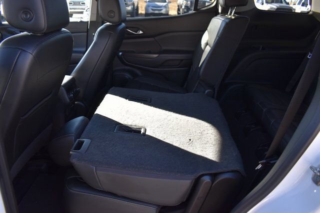 Used 2020 GMC Acadia SLT AWD/4WD image 21