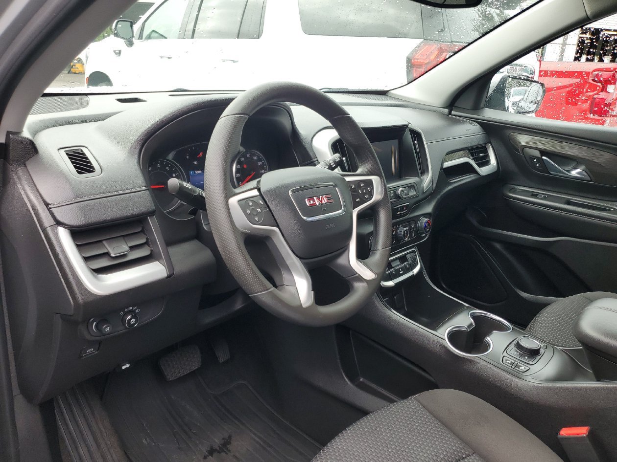 Used 2022 GMC Terrain SLE w/ Driver Convenience Package FWD image 19