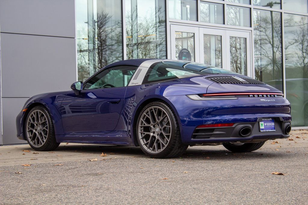 Used 2024 Porsche 911 Targa 4S w/ Premium Package image 8