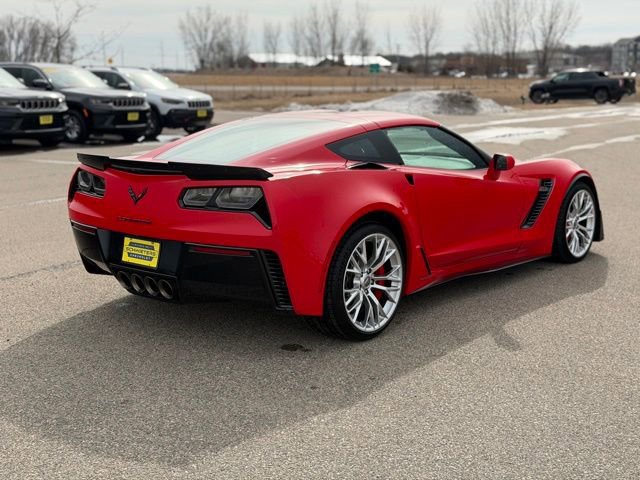 Used 2015 Chevrolet Corvette Z06 w/ 3LZ Preferred Equipment Group image 7