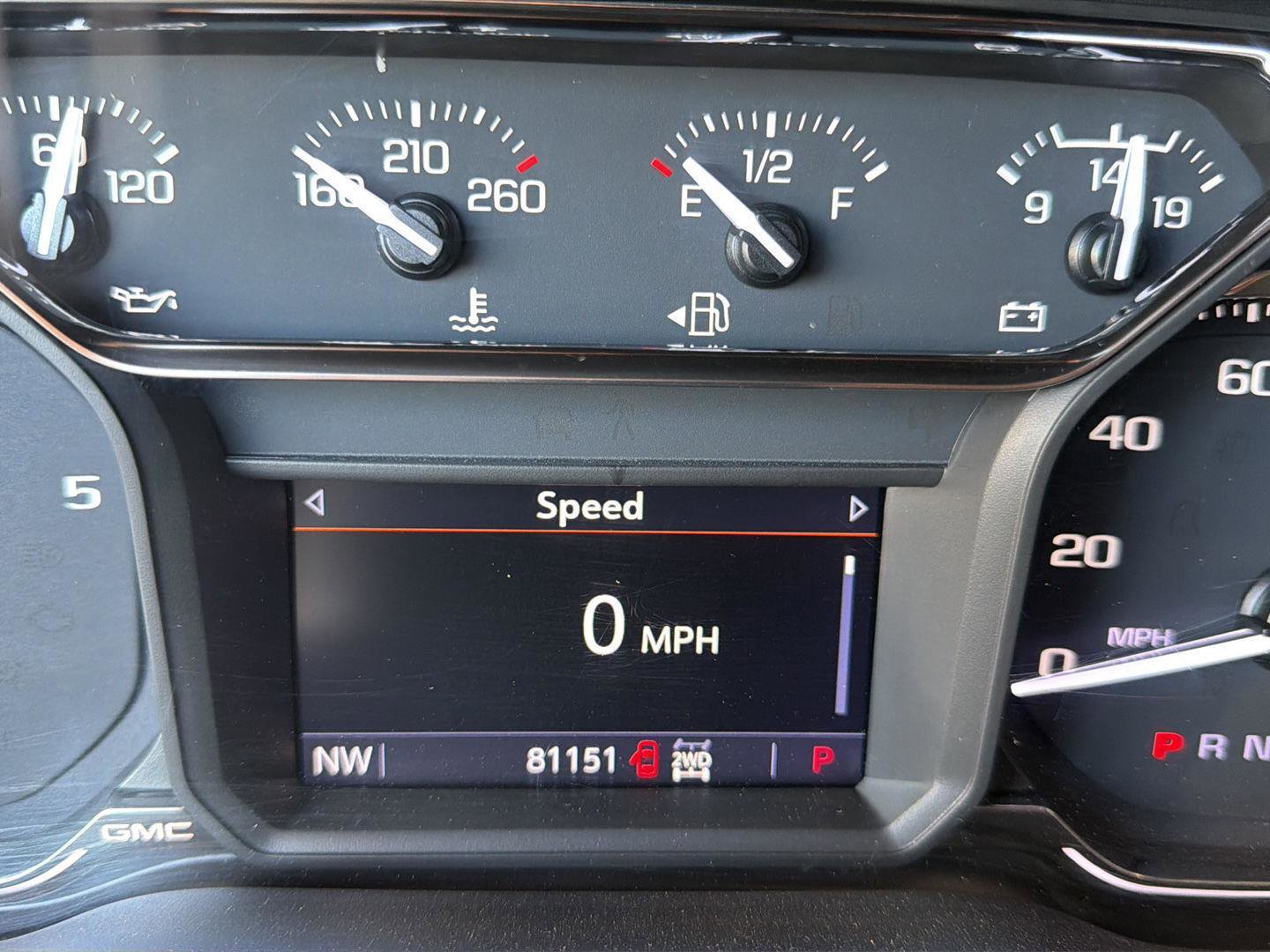 Used 2022 GMC Sierra 3500 SLE w/ SLE Value Package AWD/4WD image 8