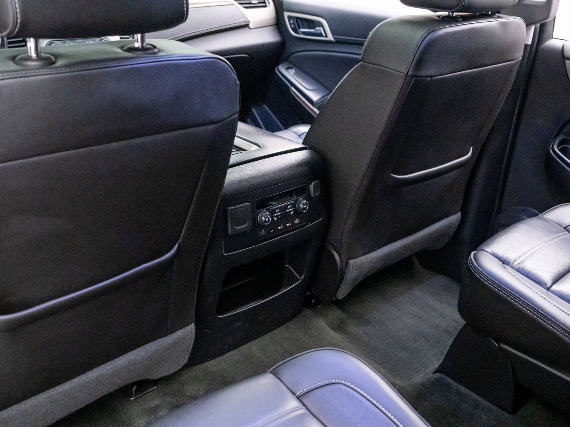 Used 2018 GMC Yukon Denali AWD/4WD image 18