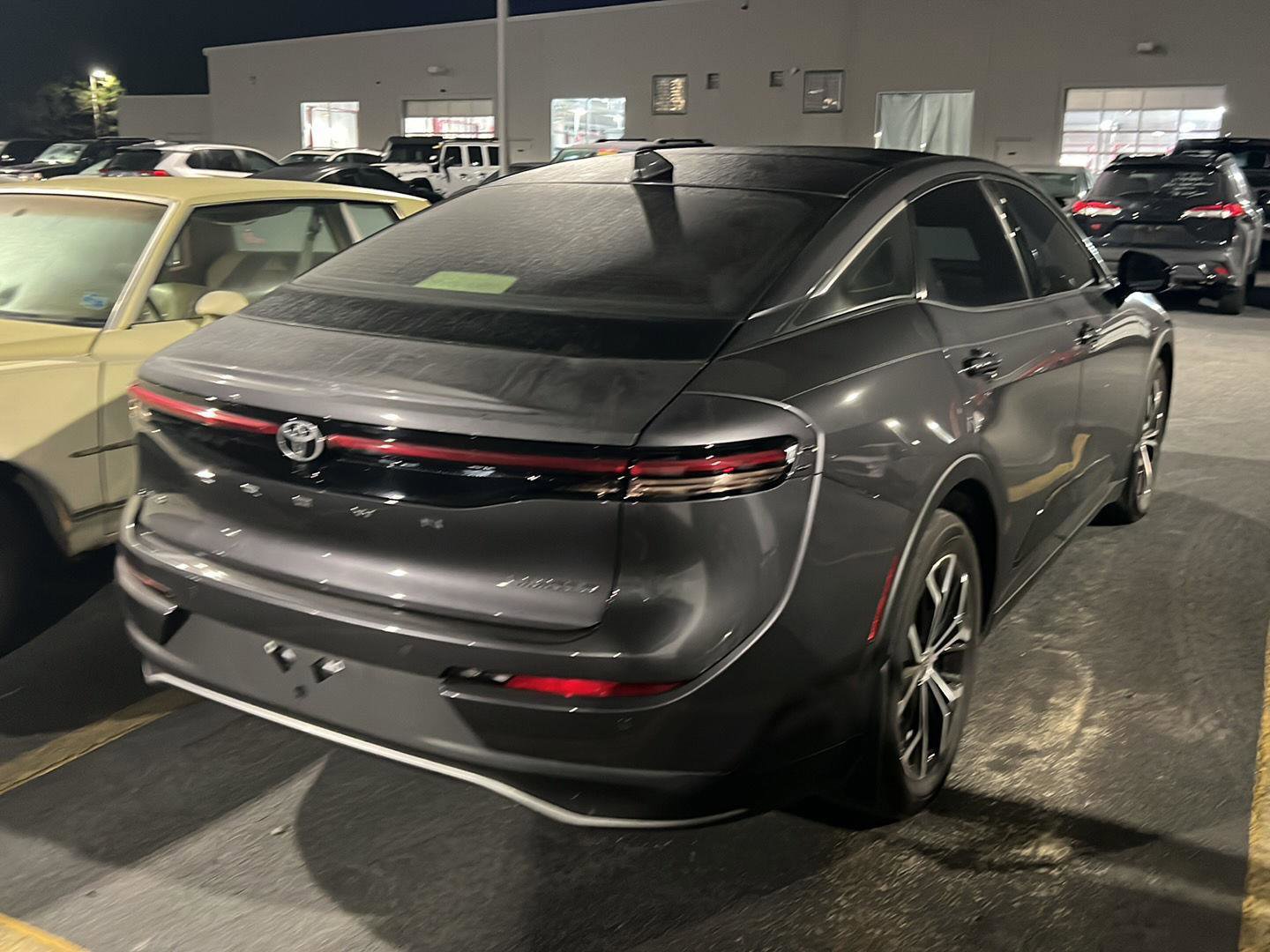 Certified 2023 Toyota Crown Limited image 8