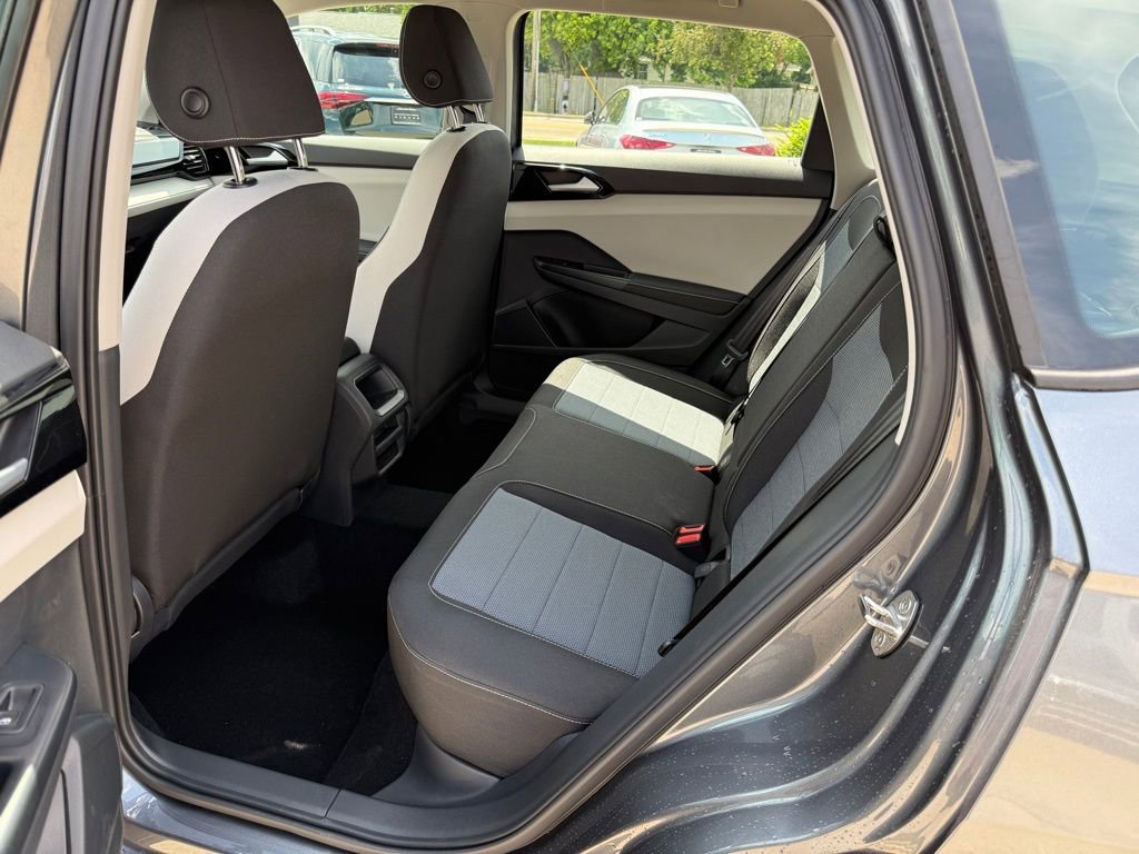 New 2025 Volkswagen Taos S image 17